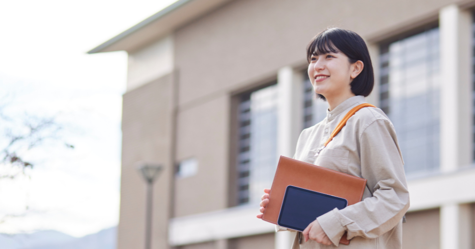 学生チャレンジ奨学金の募集を始めました